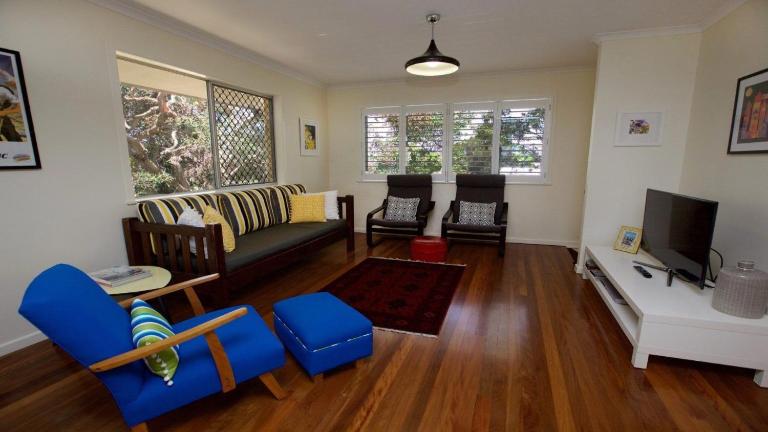 21 Cooroora Street Dicky Beach QLD - Chambres d'hôtes Caloundra
