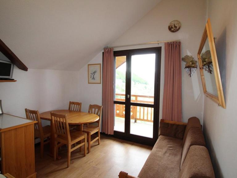 Studio mezzanine cabine - 5 pers, à 400m des pistes avec parking, animaux admis - FR-1-297-60 - Chambres d'hôtes Auris