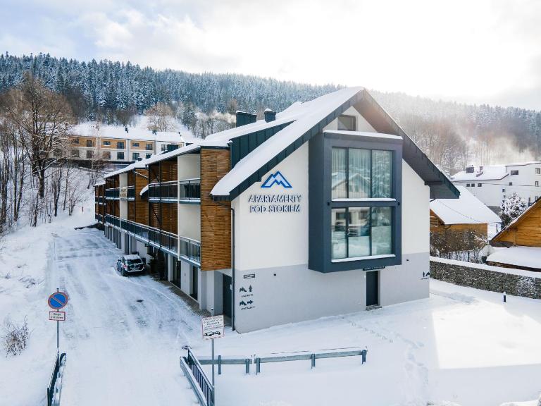 Apartament Pod Stokiem E2 z garażem i dwoma łazienkami - Dream Apart - B&B Szczyrk