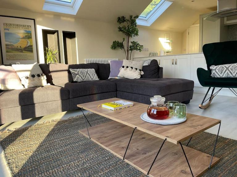 Edge Water Cottage-recently constructed - Ferienwohnung Crawfordsburn