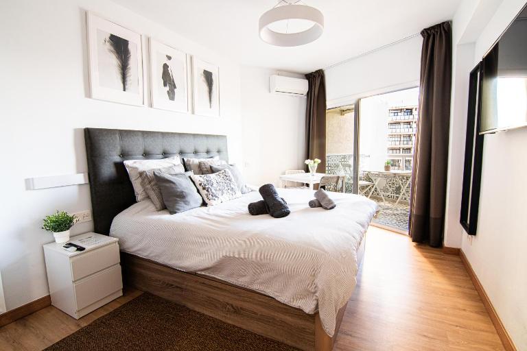 Apartment Puerto Marina - First Line Beach - Benalmadena - Málaga - Chambres d'hôtes Benalmádena