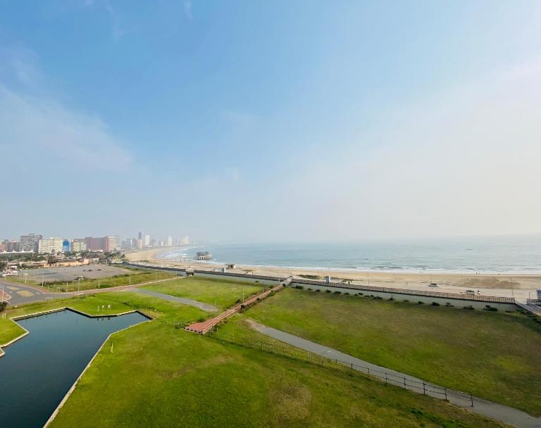 The Waves, 806 Quayside Point Waterfront - B&B Durban