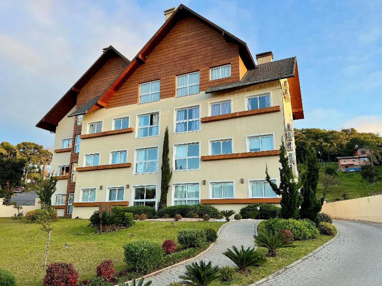 Apartamentos VENTURA a 5 min do CENTRO by Achei Gramado - Bed and Breakfast Gramado