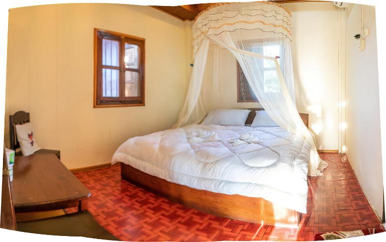 Chanhthida Guesthouse and The River Front Restaurant - B&B Ban Khon-Nua