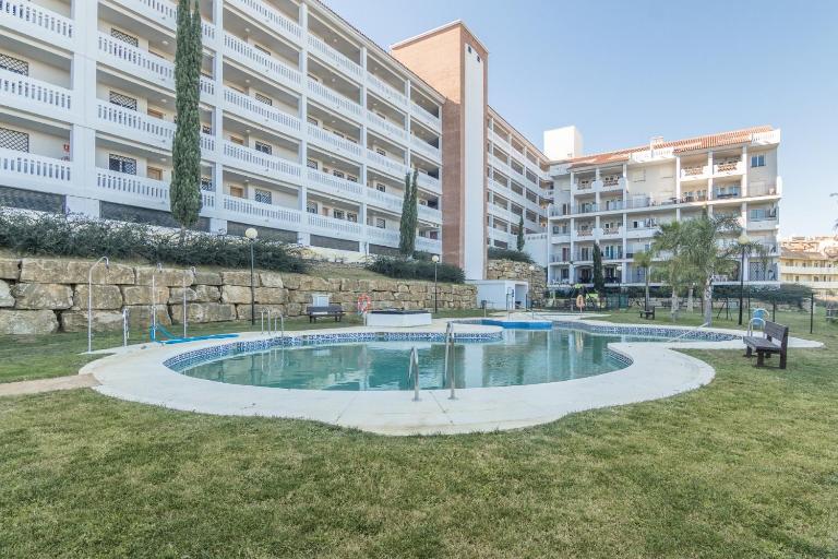 2187-Lovely 2bedrooms with pool and playground - Chambres d'hôtes Manilva