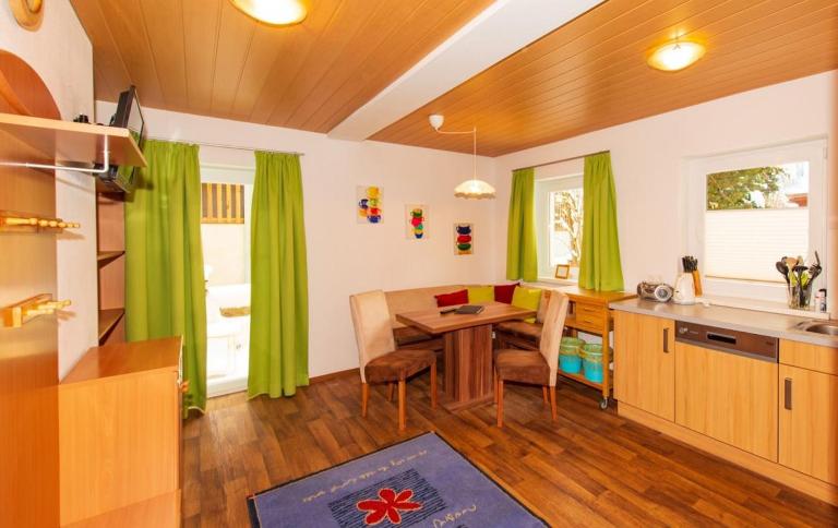 Ferienwohnung - Ferienhaus Kirchboden - B&B Hofmarkt