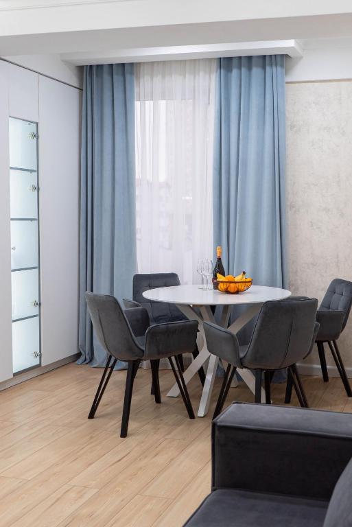RentWill apartments Grey - B&B Chișinău