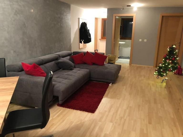 Appartamento nuovo e comfort a Brunico Kronplatz - Chambres d'hôtes Brunico