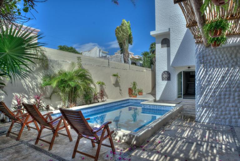 5BR Beautiful home in downtown Cancun, 10min beach - B&B Cancún