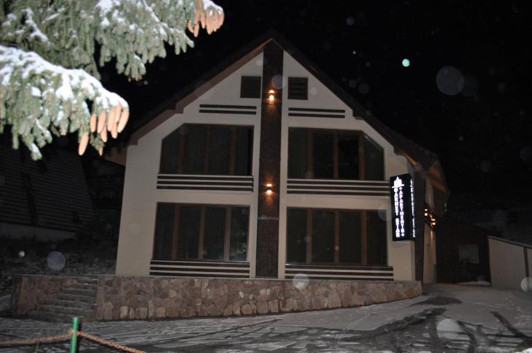 Garnet Star Apartments, Kopaonik, apartman broj 4 - B&B Kopaonik