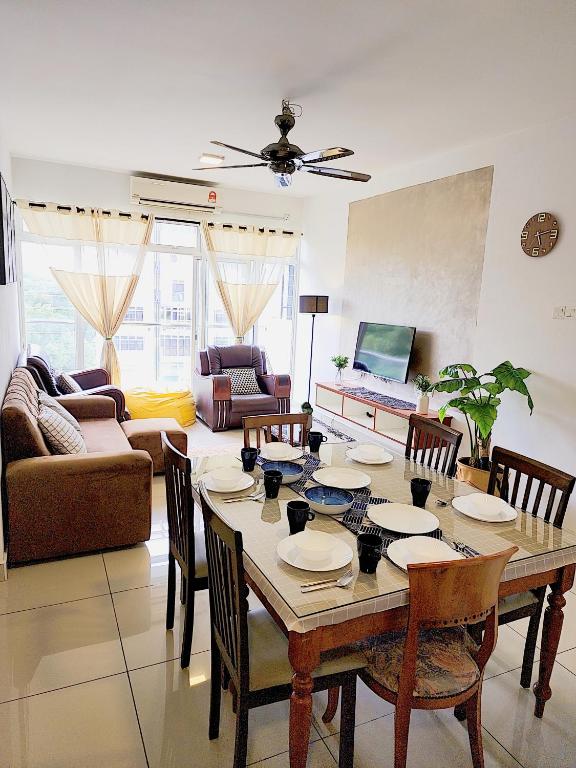 Putrajaya Dwiputra Residences, Fully Air-Con 3BR Homestay - Chambres d'hôtes Putrajaya