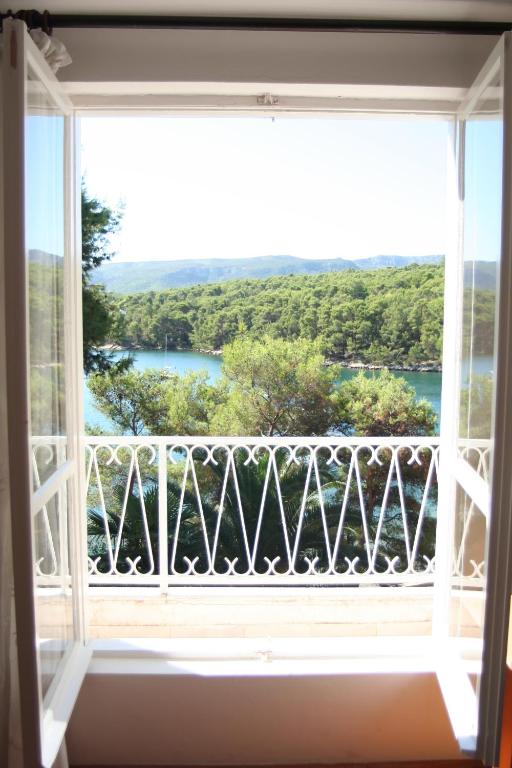 Apartment Bugenvila - B&B Vrboska