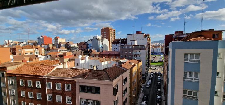 Luz de Gijón - Amplio piso 3 Hab en el centro de Gijón - B&B Gijón