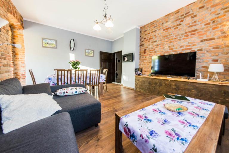 Apartamenty Izerskie - ul. Wczasowa 8 - B&B Świeradów-Zdrój