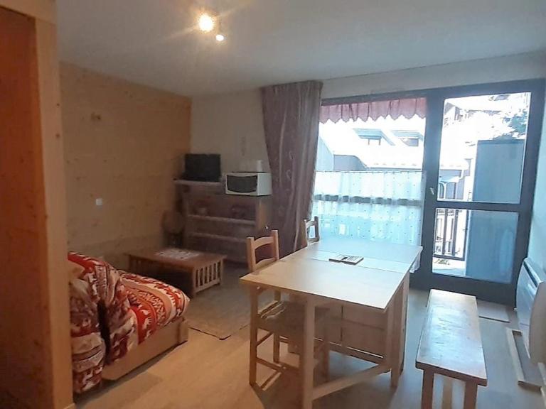 Studio cabine spacieux 4 pers, proche pistes et village, balcon et parking, Arêches-Beaufort - FR-1-342-295 - B&B Beaufort