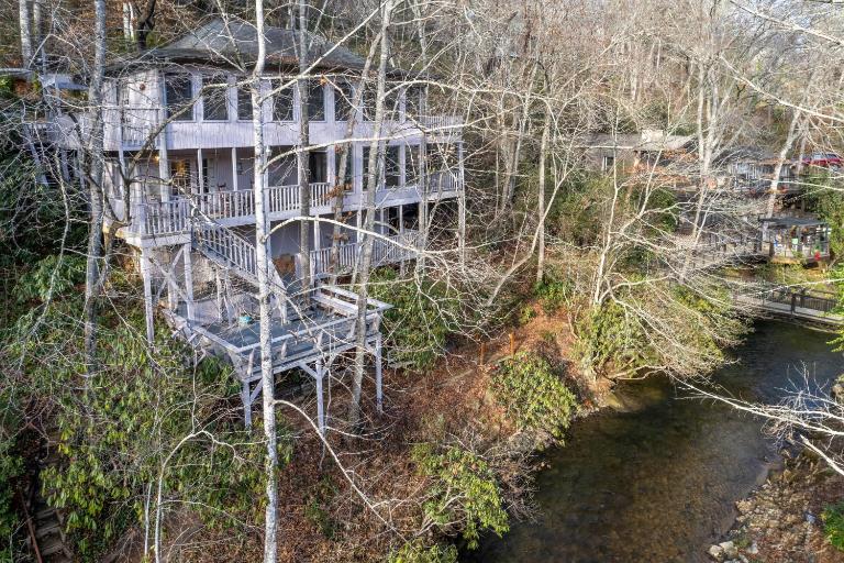 Creekside Lodge - B&B Franklin