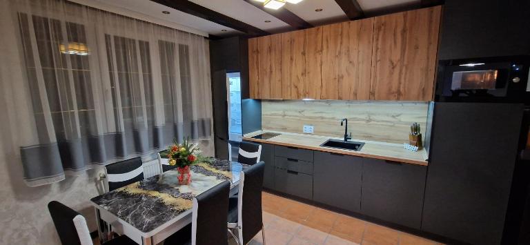 Шале Парламент, Яблуниця - B&B Yablunytsia