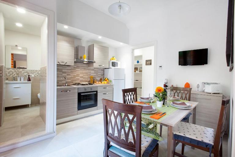 Sorrento Mahal Kita Lovely 6-Bed in Sorrento - Ferienwohnung Sorrent
