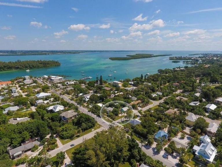 Fisherman's Island Village Hideaway! Steps2Sand - B&B Longboat Key