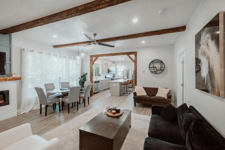 Urban Rustic Getaway - Ferienwohnung Corvallis