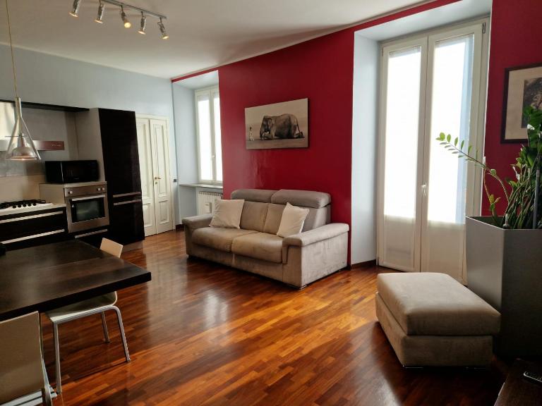 Cozy flat mins walk to Navigli and metro Porta Genova - Ferienwohnung Mailand