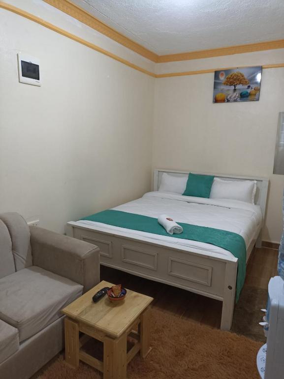 Essie Studios Naivasha CBD - Bed and Breakfast Naivasha