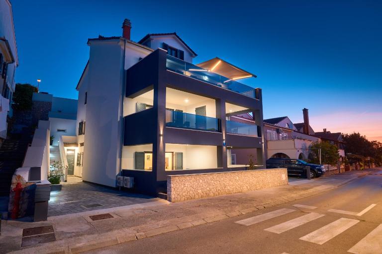 House Torre Apartments - Ferienwohnung Mali Lošinj