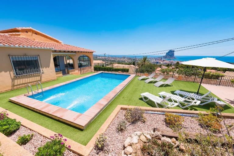 Villa Andres - PlusHolidays - B&B Calpe