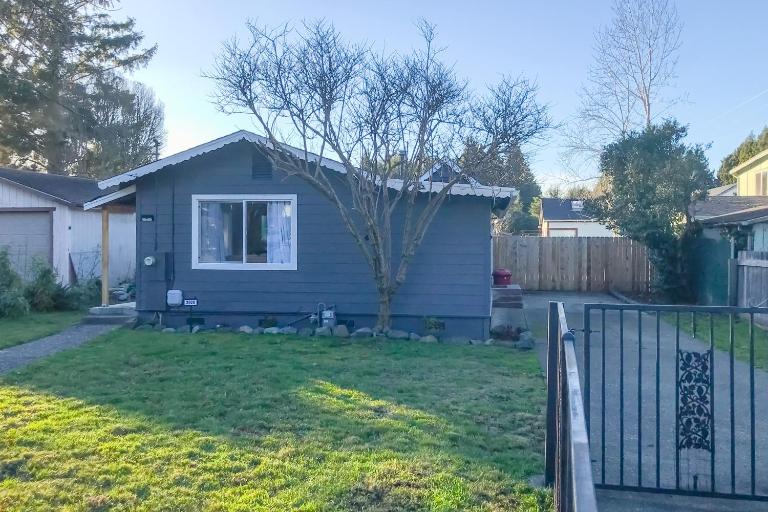Cedar Street Cottage - B&B Eureka
