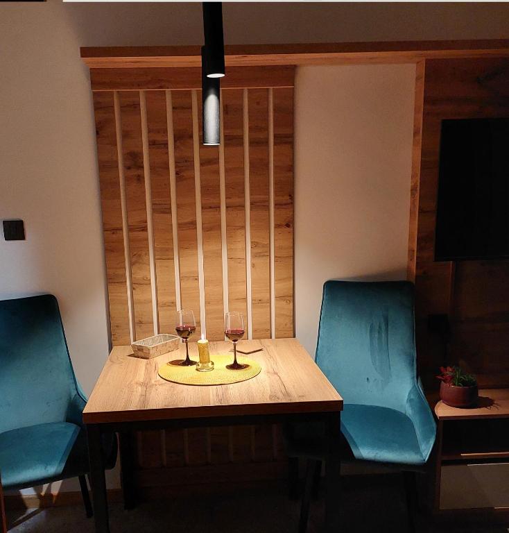 Nela apartmani (u hotelu Djina) - Chambres d'hôtes Kopaonik