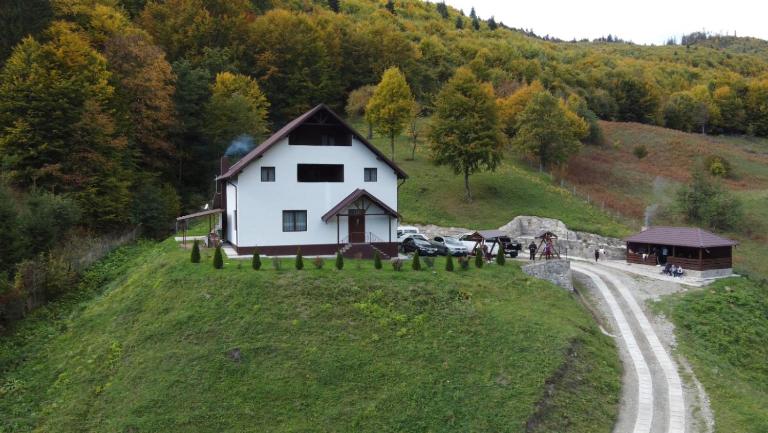 Zăvoarele - B&B Alexandru cel Bun