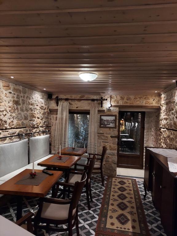 VIRSA BOUTIQUE ROOMS - Chambres d'hôtes Ioannina