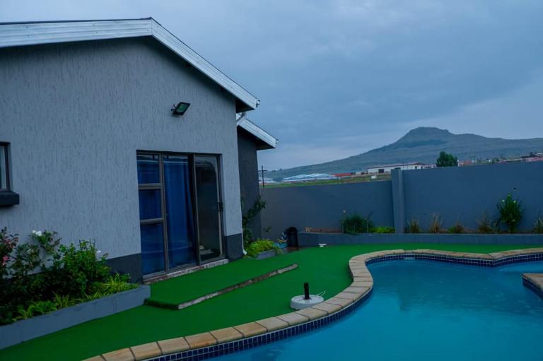 K4 Bed and Breakfast - B&B Maseru