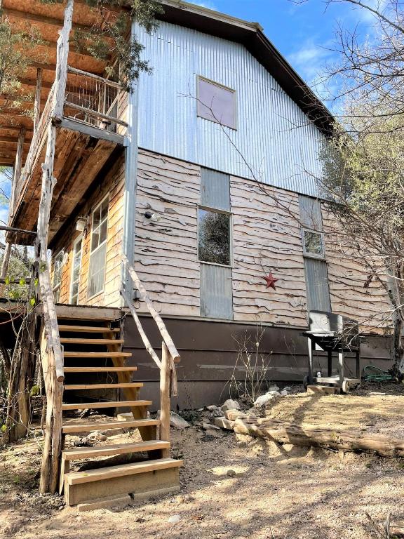 The Cedar House at Creekside Camp & Cabins - B&B Marble Falls