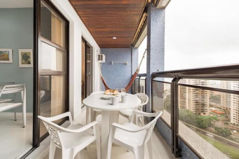 Na orla da praia da Barra da Tijuca, Rio de Janeiro - B&B Rio de Janeiro