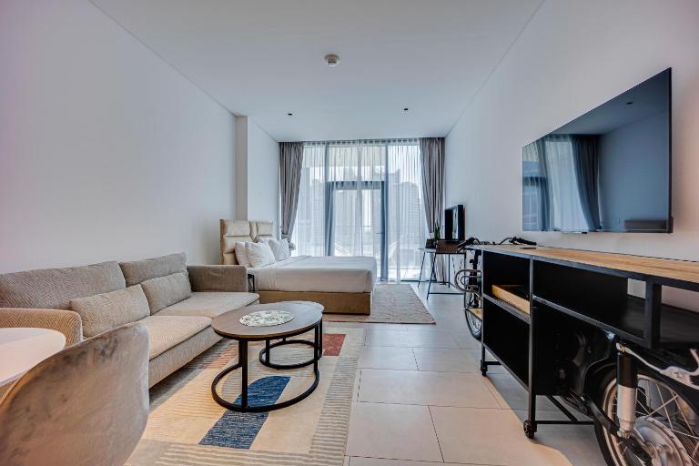 Stylish studio in Marquise Square Tower - B&B Dubái