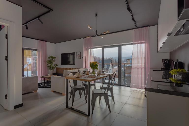 Apart Invest Centrum Park 2 - Bed and Breakfast Szklarska Poręba
