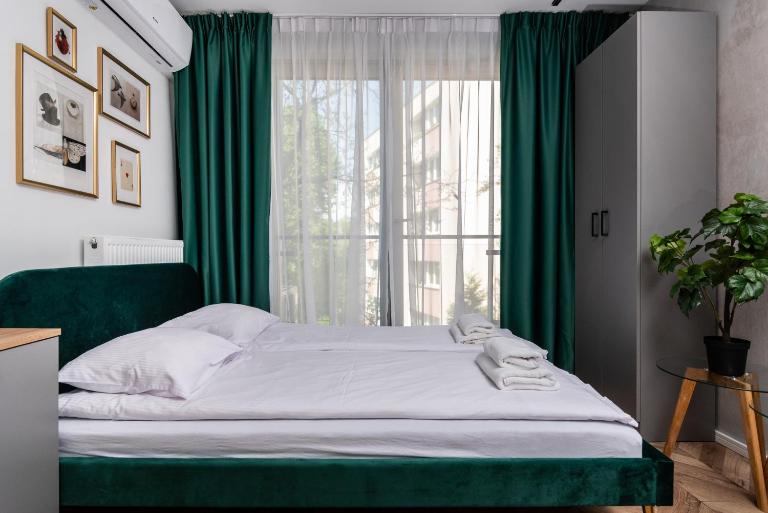 Apartamenty na Dębnikach - by Upstairs - Ferienwohnung Krakau