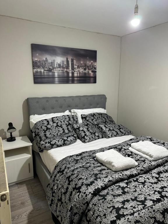 Beautiful Hoe Street First Floor one bedroom apartment B Walthamstow - B&B Londra