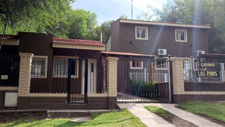 Cabañas Los Pinos - B&B Potrero de los Funes