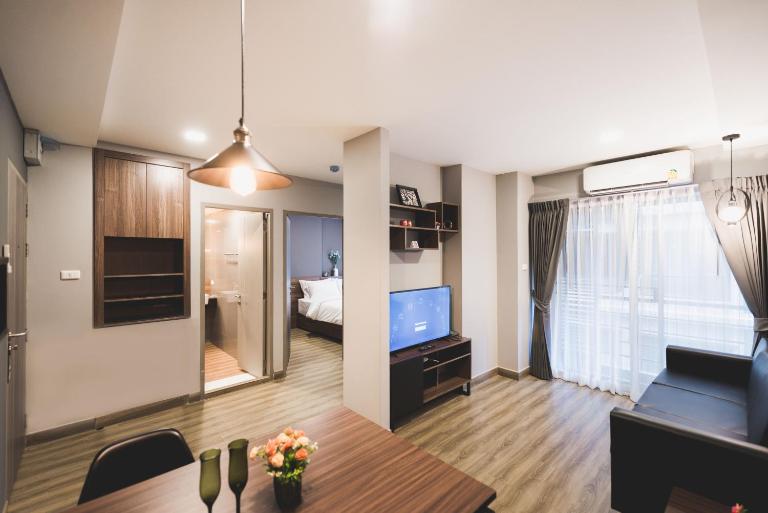 W2 RESIDENCE - B&B Ban Song Krathiam