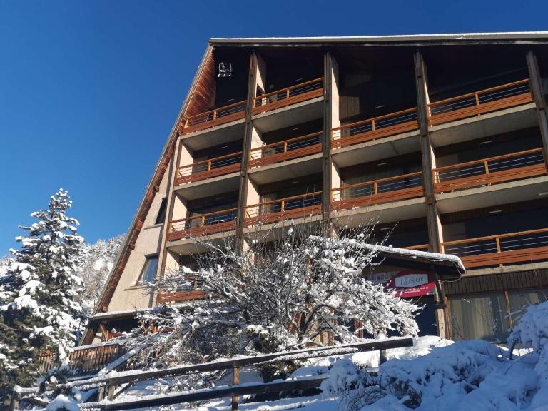 Grand appartement pour 12 pers. avec balcon sud, WIFI, parking et proche pistes – St Michel de Chaillol - FR-1-393-11 - B&B Saint-Michel