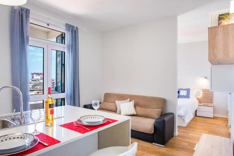 Modern and cozy Apartment - B&B Funchal