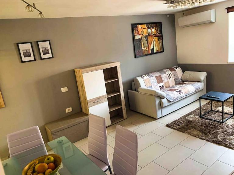 Apartment Izolanka / Great Location / Best Sea and City View - Bed and Breakfast Izola