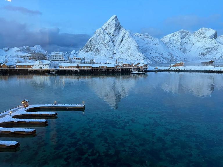 Lofoten suite apartments - Rostad Retro Rorbuer - Chambres d'hôtes Reine