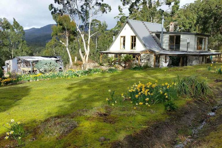 The Stone Cottage - Bruny Island - Bed and Breakfast Simpsons Bay