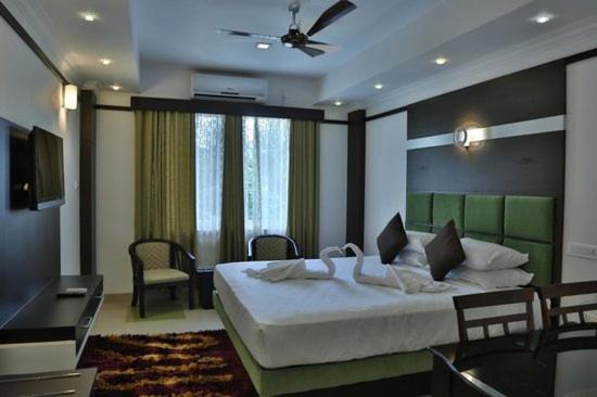 CONTINENTO THE CLASSIC HOTEL - B&B Tirur