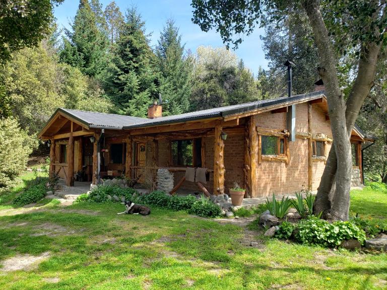Chacra Turistica HUNHUEMECHU - B&B Lago Puelo