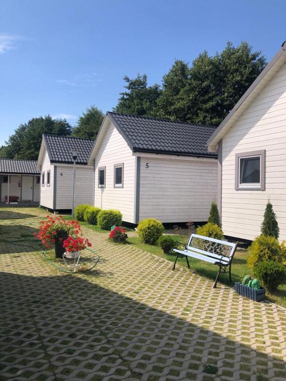 Domki u Pana Zielonki - B&B Rusinowo
