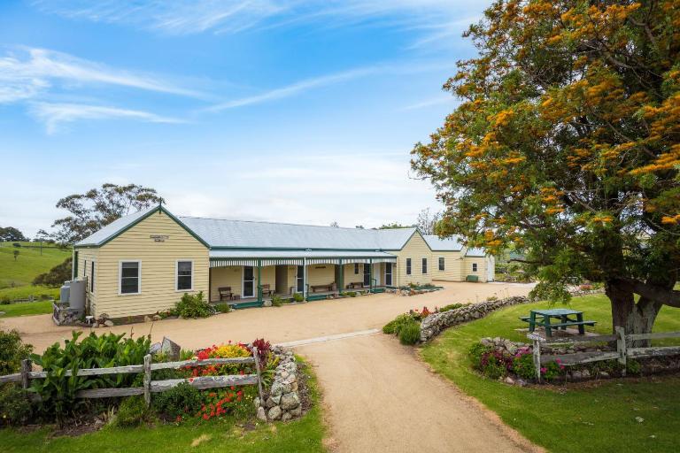 Henkley Cottage 1 Isaiah - Bed and Breakfast Central Tilba